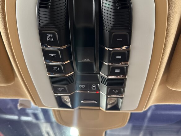 2012 Porsche Panamera Turbo S I, коричневый, 3300000 рублей - вид 16