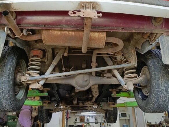 1996 Lada (ВАЗ) 2121 (4x4) I Рестайлинг, красный, 250000 рублей - вид 5