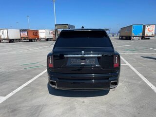 2025 Rolls-Royce Cullinan I Рестайлинг (Series II), чёрный, 69000000 рублей, вид 4
