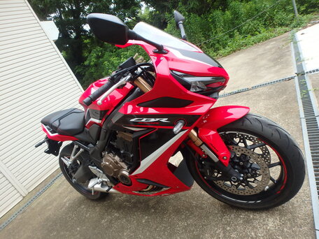 2022 Honda CBR 650R, красный, 1100000 рублей, вид 1