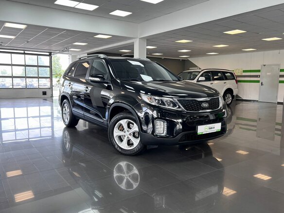 2012 Kia Sorento II Рестайлинг, чёрный, 1745000 рублей - вид 4