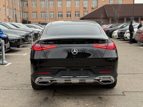 2026 Mercedes-Benz GLC Coupe 300 II (C254), чёрный, 8650000 рублей, вид 3