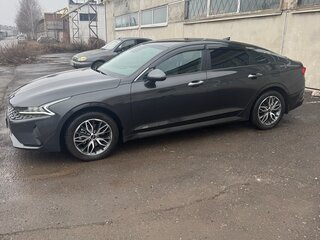 2021 Kia K5 III, серый, 2750000 рублей, вид 3