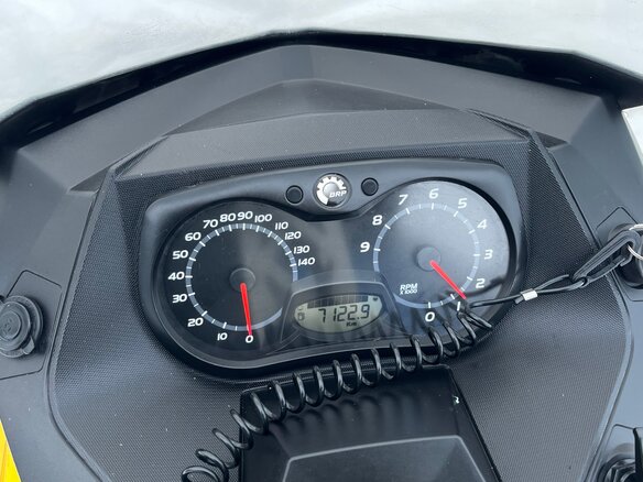 2010 BRP Ski-Doo Tundra 550, жёлтый - вид 13
