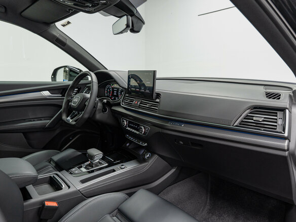 2025 Audi Q5 L 45 TFSI II (FY) Рестайлинг, чёрный, 5890000 рублей - вид 13