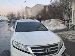 2014 Honda Crosstour I Рестайлинг, белый, 1890000 рублей, вид 1