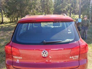 2013 Volkswagen Tiguan I Рестайлинг, красный, 2300000 рублей, вид 5