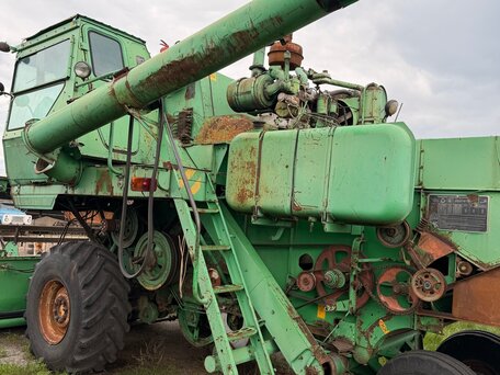 2002 Ростсельмаш СК-5 (Нива), 600000 рублей, вид 2