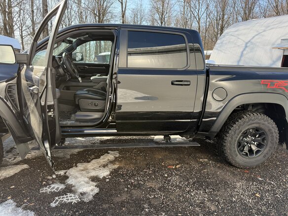 2022 Ram 1500 Crew Cab TRX V, чёрный, 15500000 рублей - вид 8