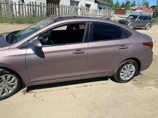 2019 Hyundai Solaris II, коричневый, 1400000 рублей, вид 3
