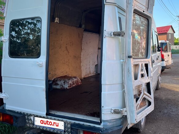 1994 Iveco Daily, белый, 600000 рублей - вид 8