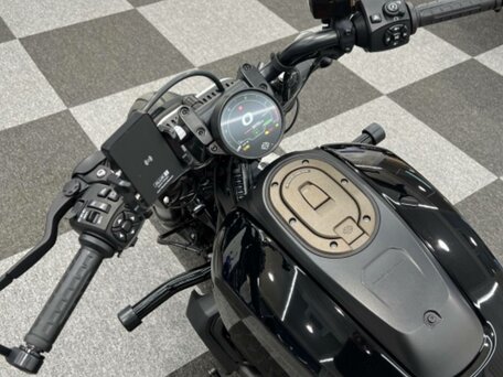 2024 Harley-Davidson Sportster S, чёрный, 1700000 рублей, вид 4