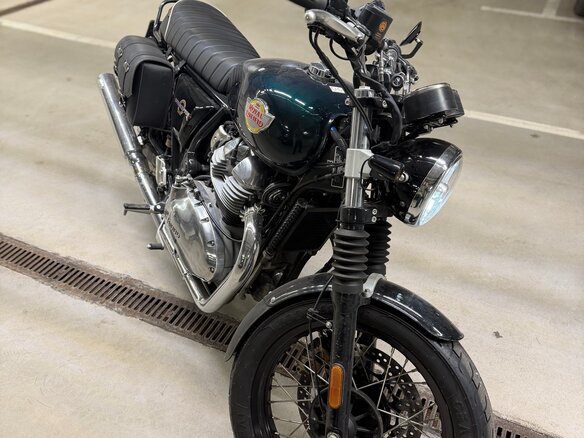 2024 Royal Enfield Interceptor 650, зелёный - вид 1