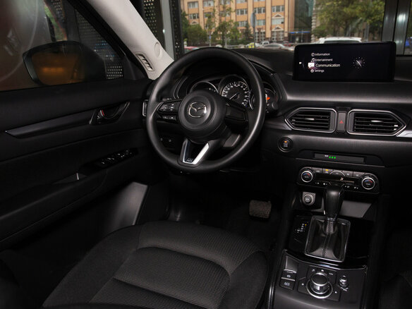 2026 Mazda CX-5 II Рестайлинг, белый, 3800000 рублей - вид 17