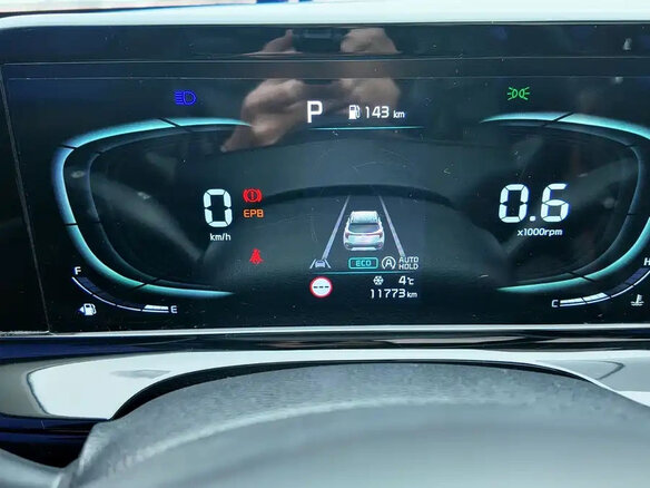 2023 Kia Seltos I Рестайлинг, чёрный, 1950000 рублей - вид 12