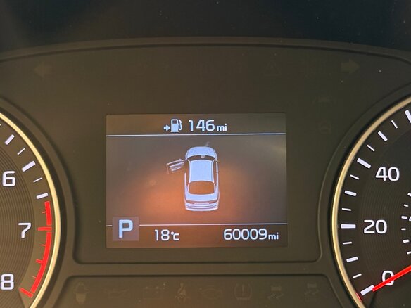 2019 Kia Optima IV Рестайлинг, белый, 1950000 рублей - вид 2
