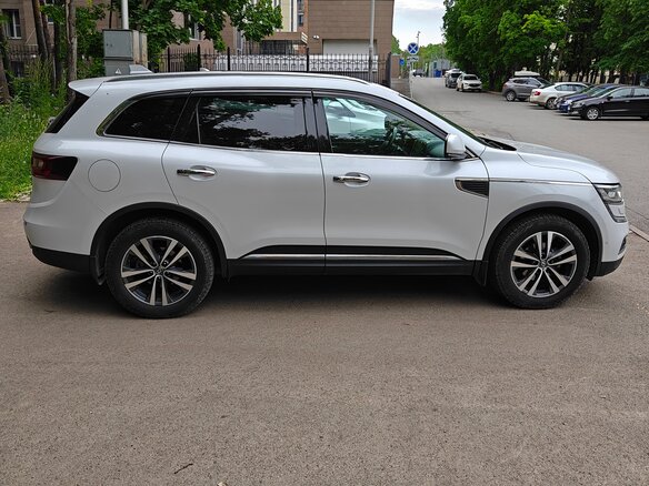 2017 Renault Koleos II, белый, 1930000 рублей - вид 5