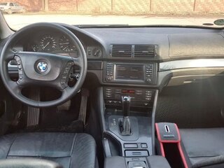 2003 BMW 5 серии 530i IV (E39) Рестайлинг, серебристый, 430000 рублей, вид 4
