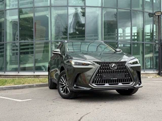 2024 Lexus NX 350h II, зелёный, 7750000 рублей, вид 3