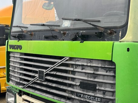 1990 Volvo FE, зелёный, 400000 рублей, вид 3