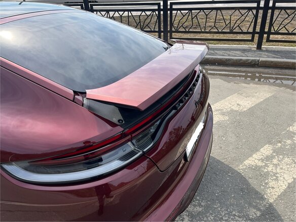 2020 Porsche Panamera II Рестайлинг, красный, 11594775 рублей - вид 16
