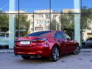 2019 Mazda 6 III (GJ) Рестайлинг 2, красный, 2700000 рублей, вид 5