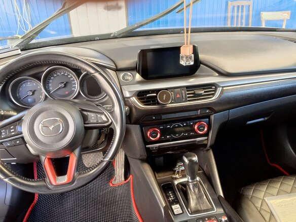 2017 Mazda 6 III (GJ) Рестайлинг, чёрный, 1590000 рублей - вид 9