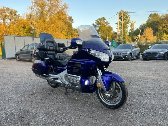 2002 Honda GL 1800 Gold Wing, синий, 850000 рублей