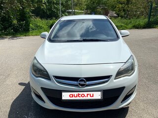 2013 Opel Astra J Рестайлинг, белый, 825000 рублей, вид 2