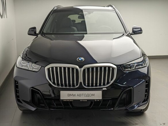 2025 BMW X5 40i IV (G05/G18) Рестайлинг, чёрный - вид 2