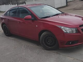 2010 Chevrolet Cruze I, красный, 850000 рублей, вид 3