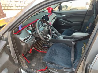 2018 Chevrolet Orlando II, серый, 2400000 рублей, вид 4