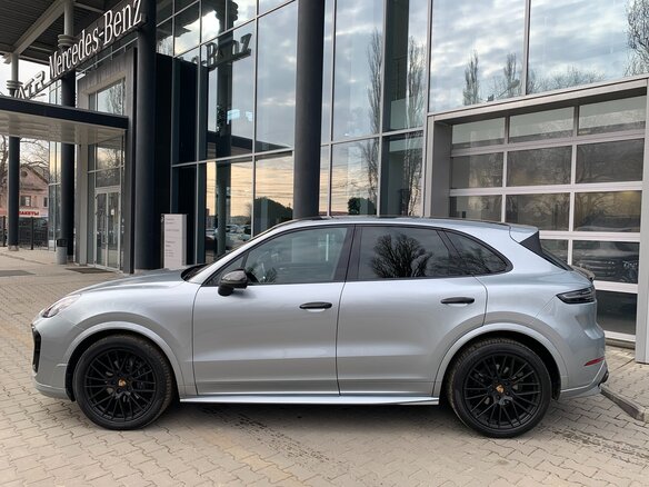 2021 Porsche Cayenne III, серый, 5900000 рублей - вид 5