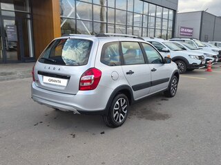 2026 Lada (ВАЗ) Granta Cross I Рестайлинг, серебристый, 1225000 рублей, вид 5
