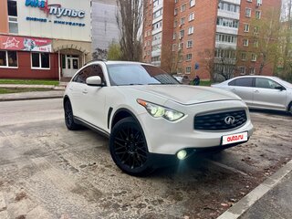 2008 Infiniti FX35 II (S51), белый, 1300000 рублей, вид 3