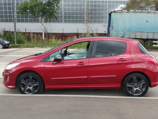 2009 Peugeot 308 I, красный, 410000 рублей, вид 4