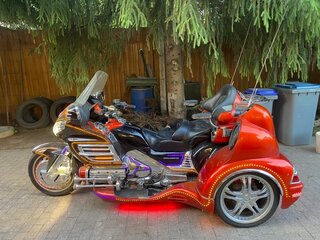 2008 Honda GL 1800 Gold Wing, оранжевый, 2500000 рублей, вид 4