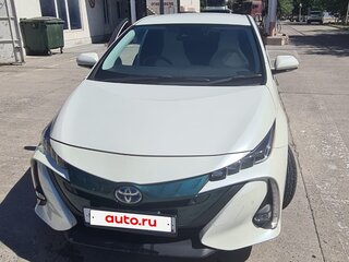 2017 Toyota Prius PHV ZVW52 IV (XW50), белый, 2000000 рублей, вид 1