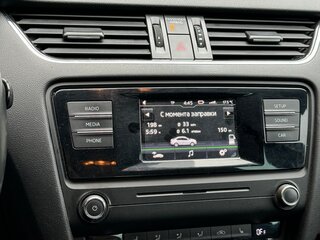 2015 Skoda Octavia III (A7), белый, 650000 рублей, вид 4