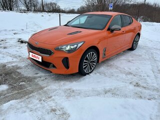 2019 Kia Stinger I, оранжевый, 2450000 рублей, вид 4