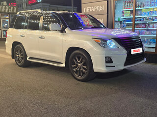 2011 Lexus LX 570 III, белый, 2990000 рублей, вид 5