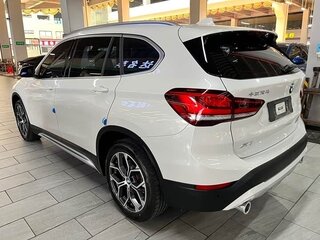2023 BMW X1 Long 20Li sDrive III (U11/U12), белый, 2772000 рублей, вид 4