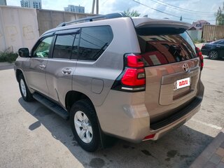 2019 Toyota Land Cruiser Prado 150 Series Рестайлинг 2, коричневый, 4450000 рублей, вид 5