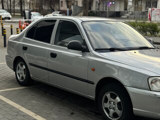 2004 Hyundai Accent ТагАЗ II, серебристый, 570000 рублей, вид 2