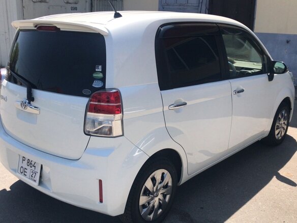 2016 Toyota Spade, белый, 800000 рублей - вид 7