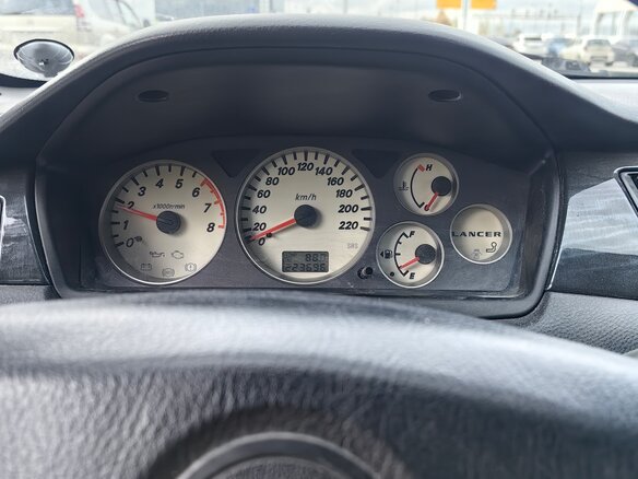 2005 Mitsubishi Lancer IX, серебристый, 400000 рублей - вид 6