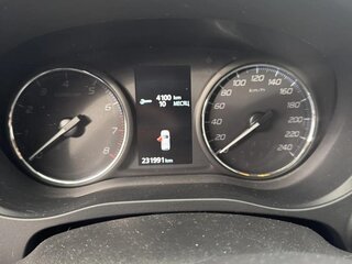 2021 Mitsubishi Outlander III Рестайлинг 3, белый, 1670000 рублей, вид 3