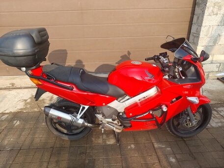 2001 Honda VFR 800, красный, 395000 рублей, вид 3