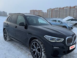 2020 BMW X5 30d IV (G05/G18), чёрный, 6990000 рублей, вид 2