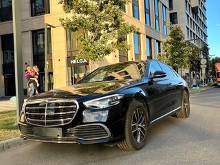 2022 Mercedes-Benz S-Класс 350 d 4MATIC VII (W223), чёрный, 10100000 рублей, вид 2